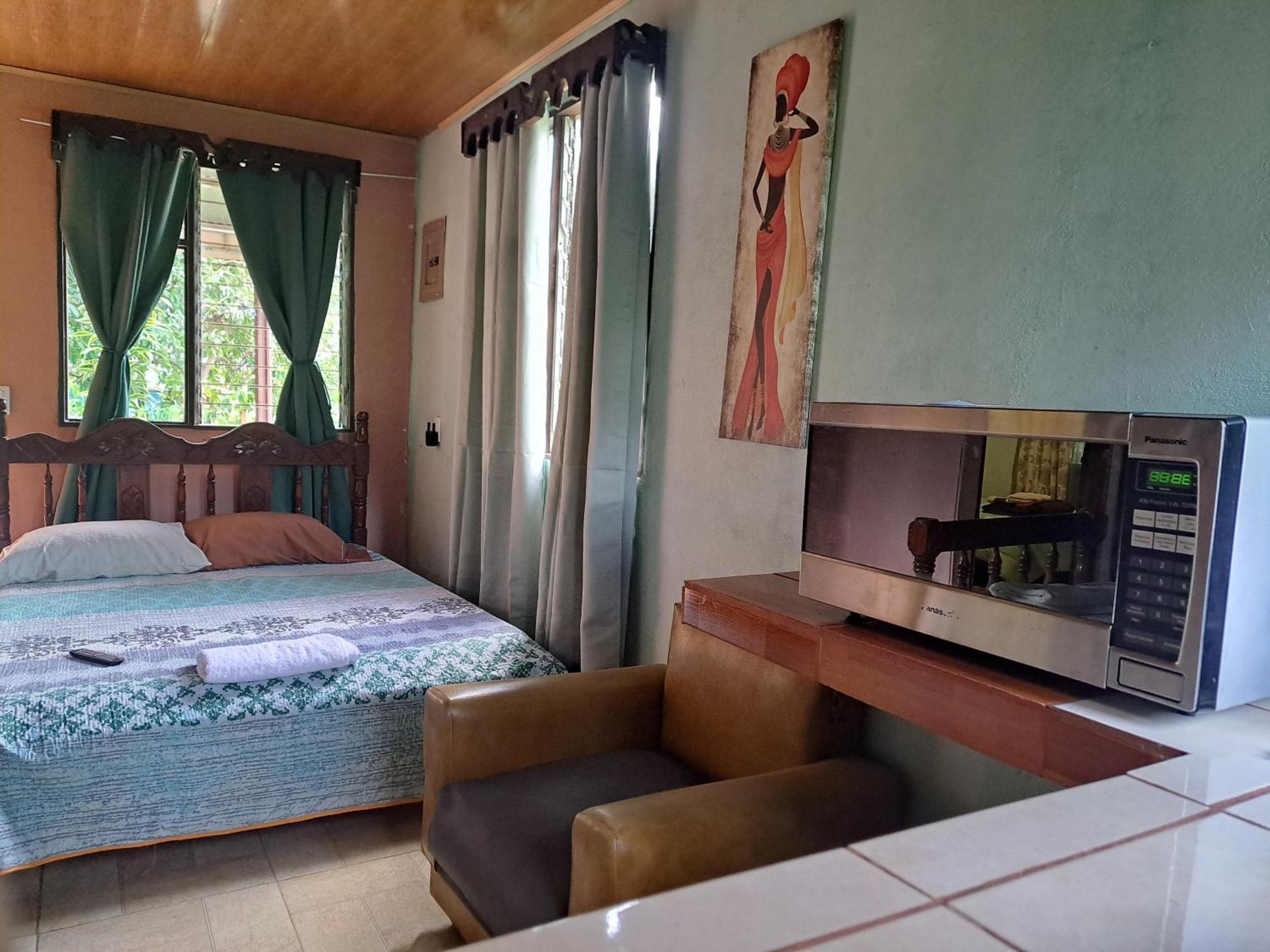 Hospedaje Luis & Ana Pejibaye Pokój zdjęcie